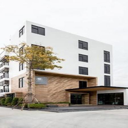 Отель Narita Amata Чонбури Экстерьер фото